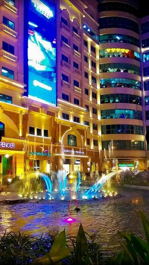 Classy 2Br Suite At Eastwood City With Pool And City Skyline View Manila Exterior foto