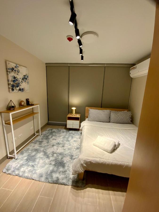 Classy 2Br Suite At Eastwood City With Pool And City Skyline View Manila Exterior foto