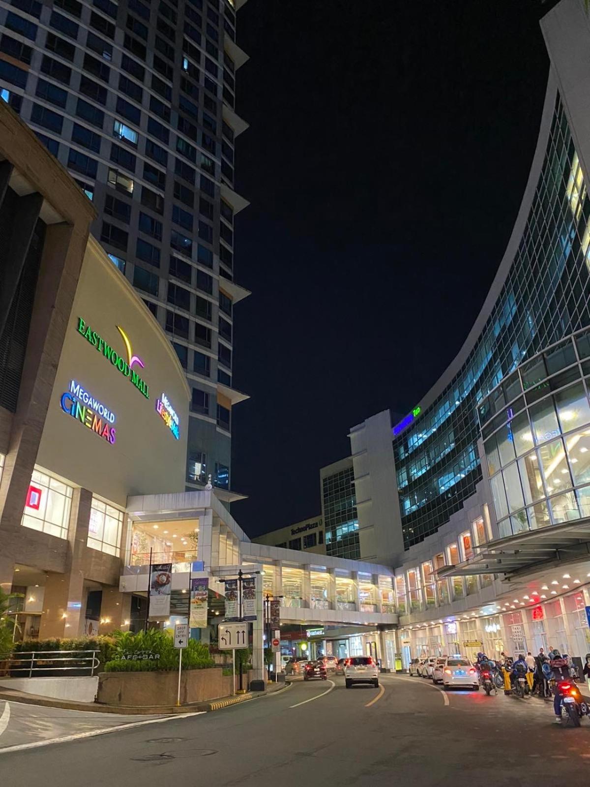 Classy 2Br Suite At Eastwood City With Pool And City Skyline View Manila Exterior foto